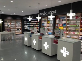 pharmacy Display Showcase